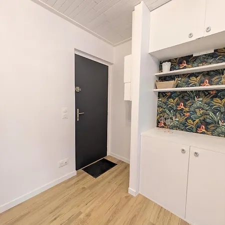 Sous La Tour Apartment Poligny  Exterior photo