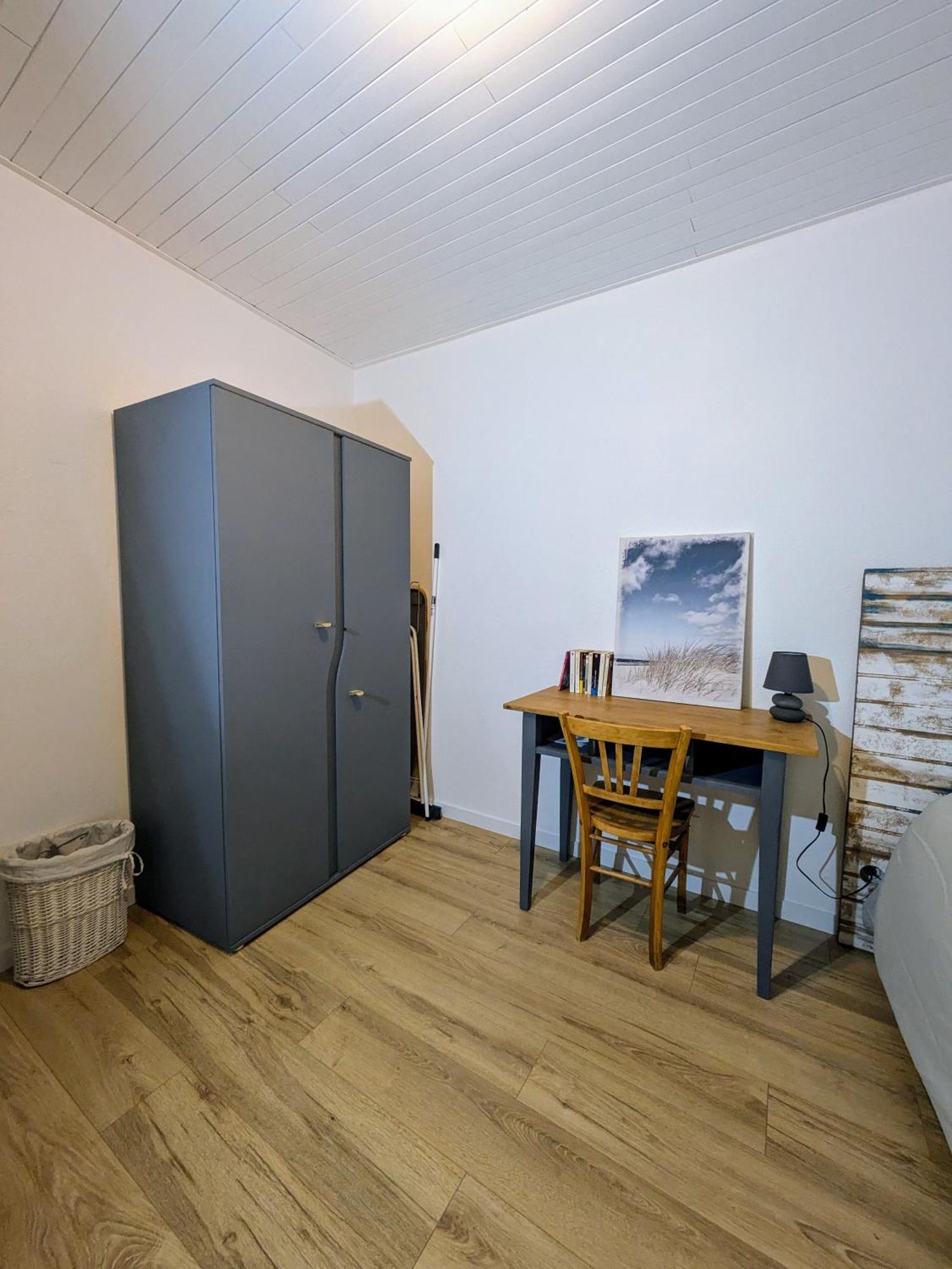Apartment Sous La Tour Poligny (Jura)