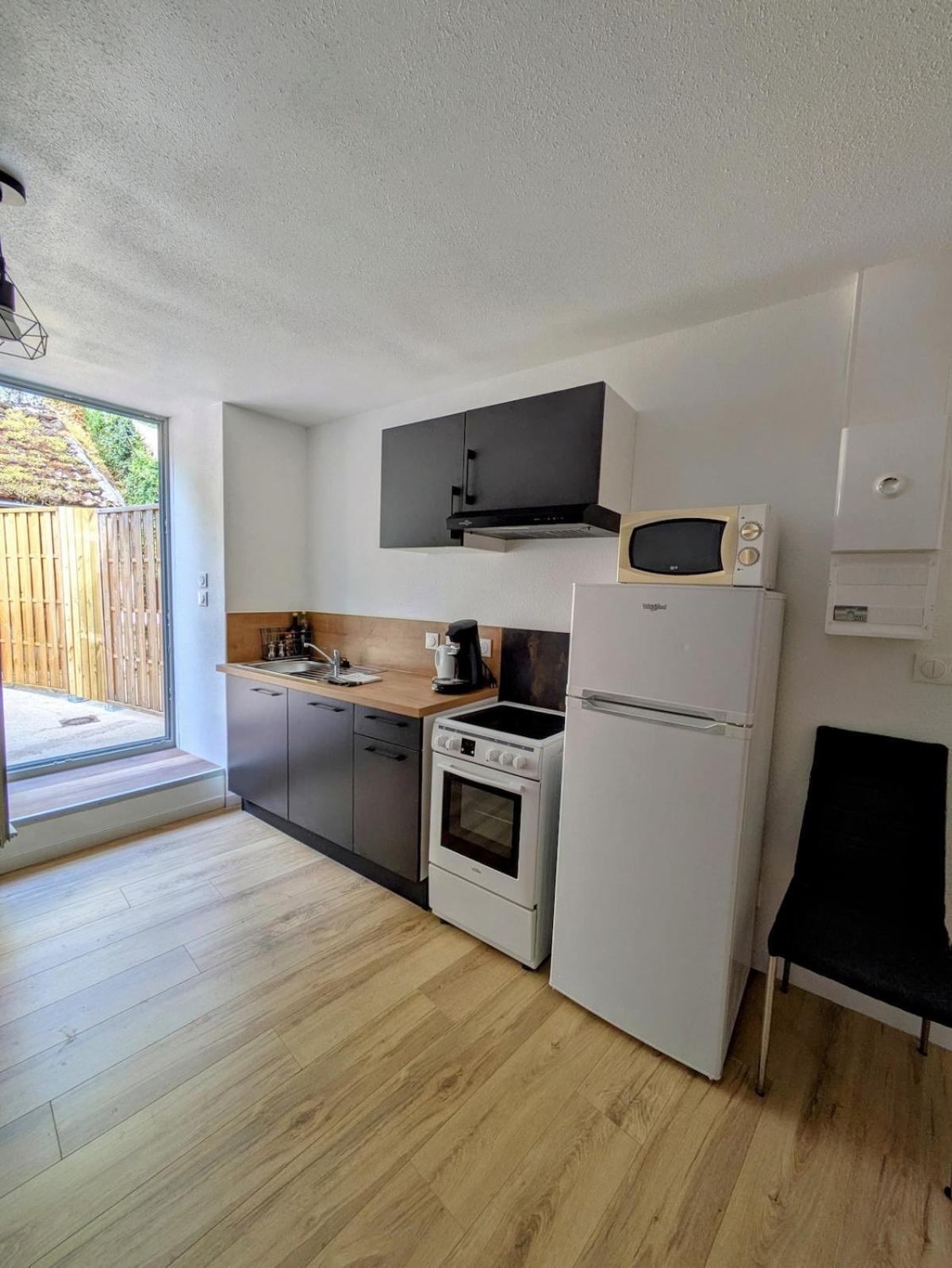Sous La Tour Apartment Poligny (Jura)